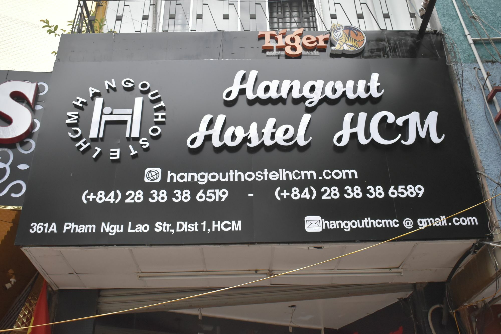 Hangout Hostel Hcm (Adults Only) Хошимин Экстерьер фото