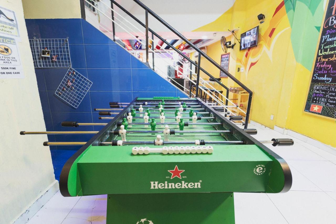 Hangout Hostel Hcm (Adults Only) Хошимин Экстерьер фото